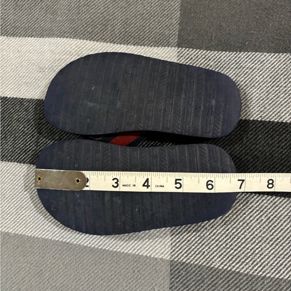 Tommy Hilfiger Boys Flip Flops - Picture 2 of 5